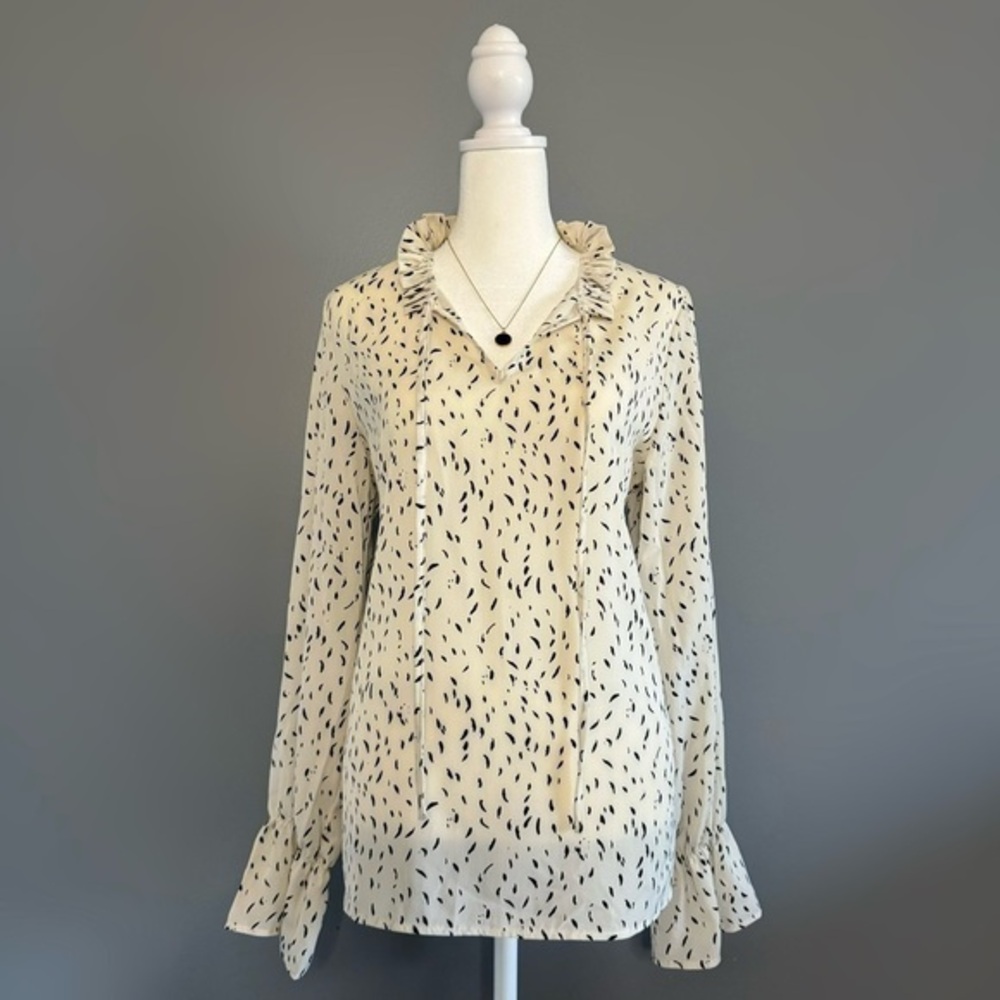 EUC Miss Sparkling Off White & Black Long Sleeve Blouse Size L (Fits Medium)